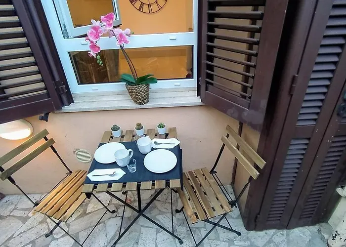 Elegante Open Space Con Vasca Idromassaggio A Trastevere Apartamento